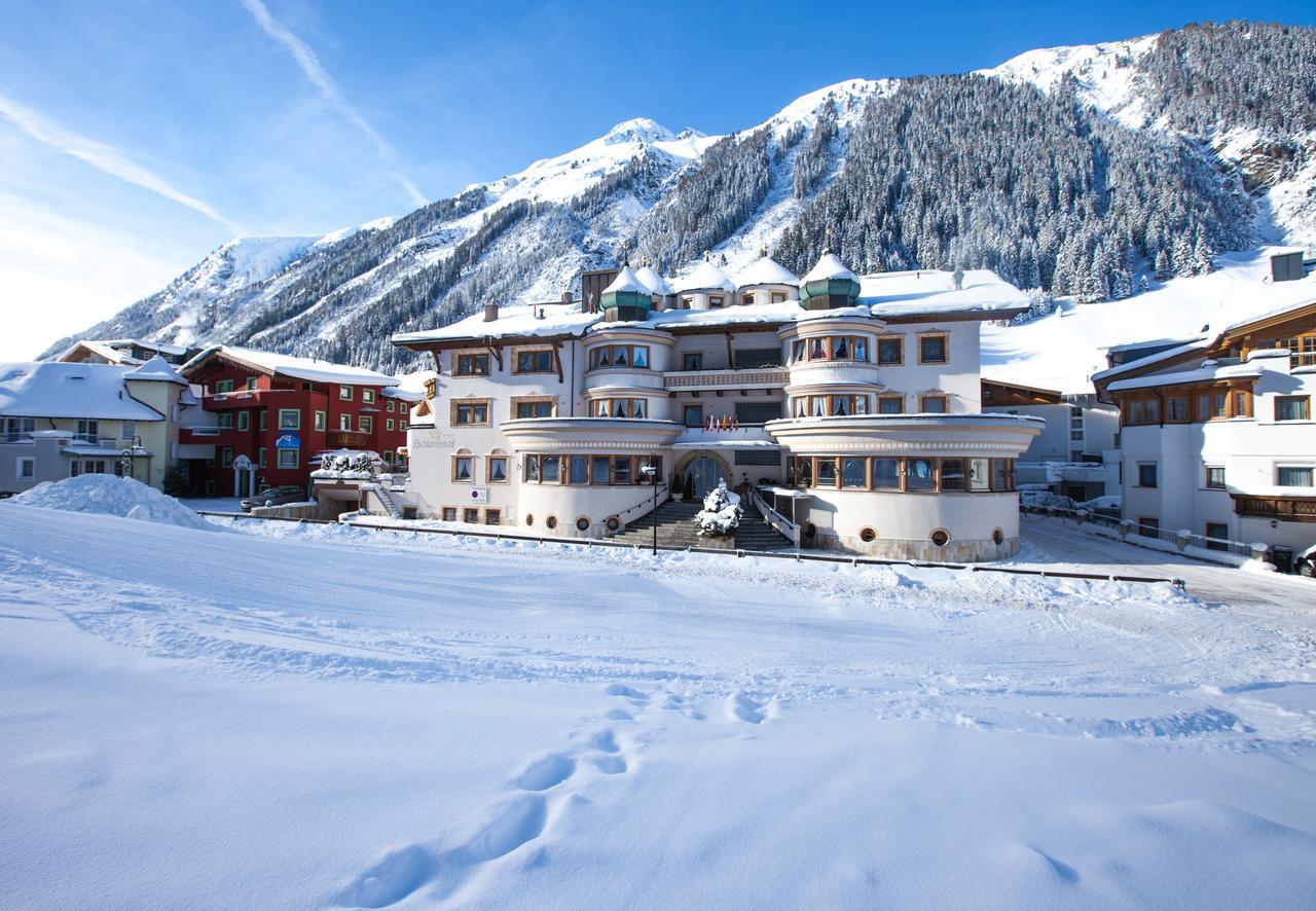 Schlosshof Hotel