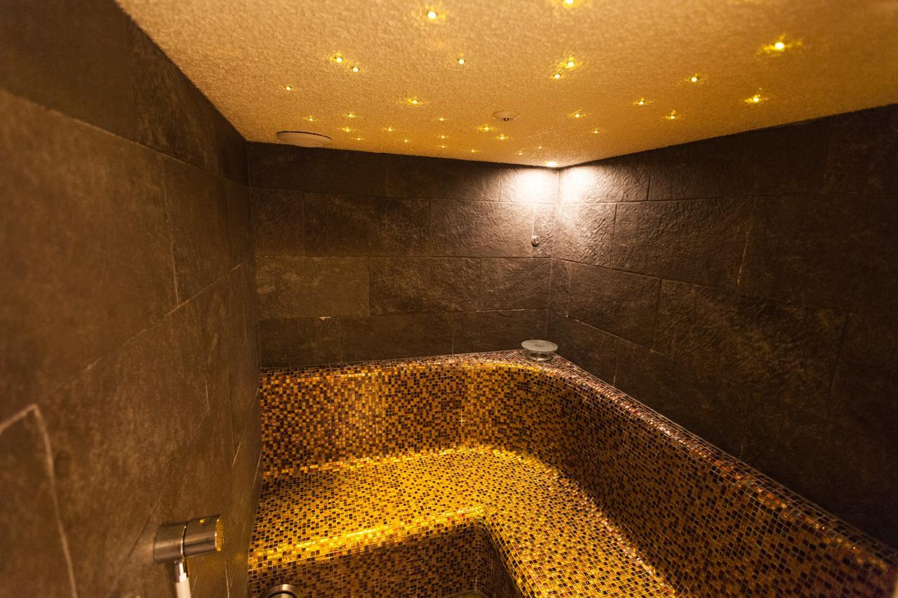 Schlosshof Hotel 4*